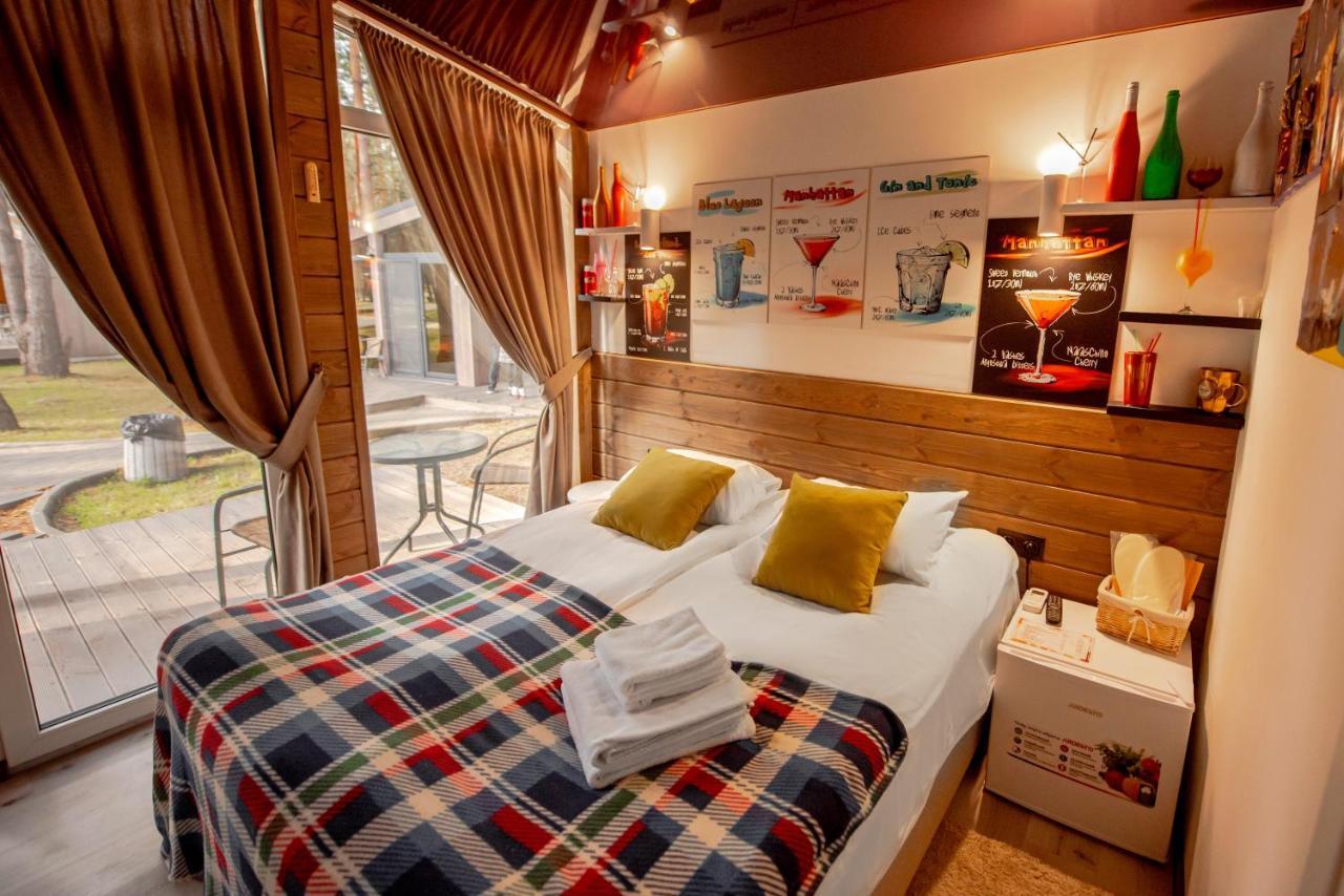 Sosnovel Hotel Voropajiv Kültér fotó