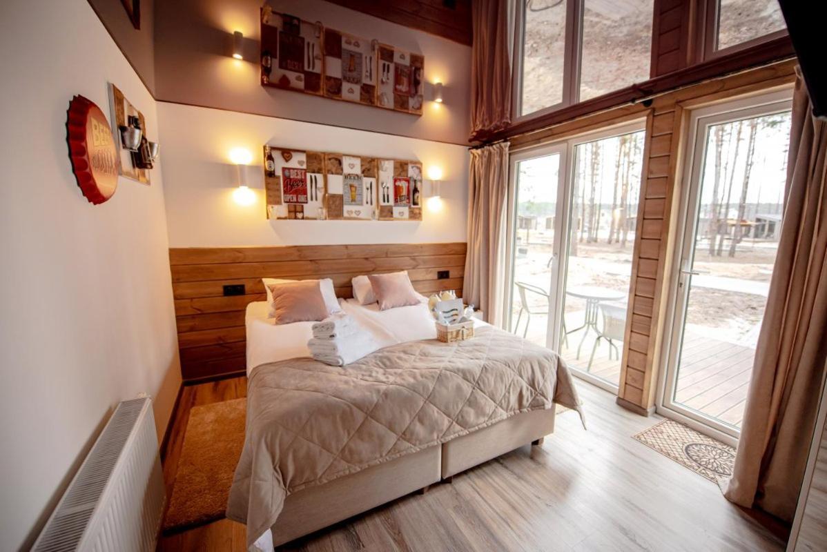 Sosnovel Hotel Voropajiv Kültér fotó