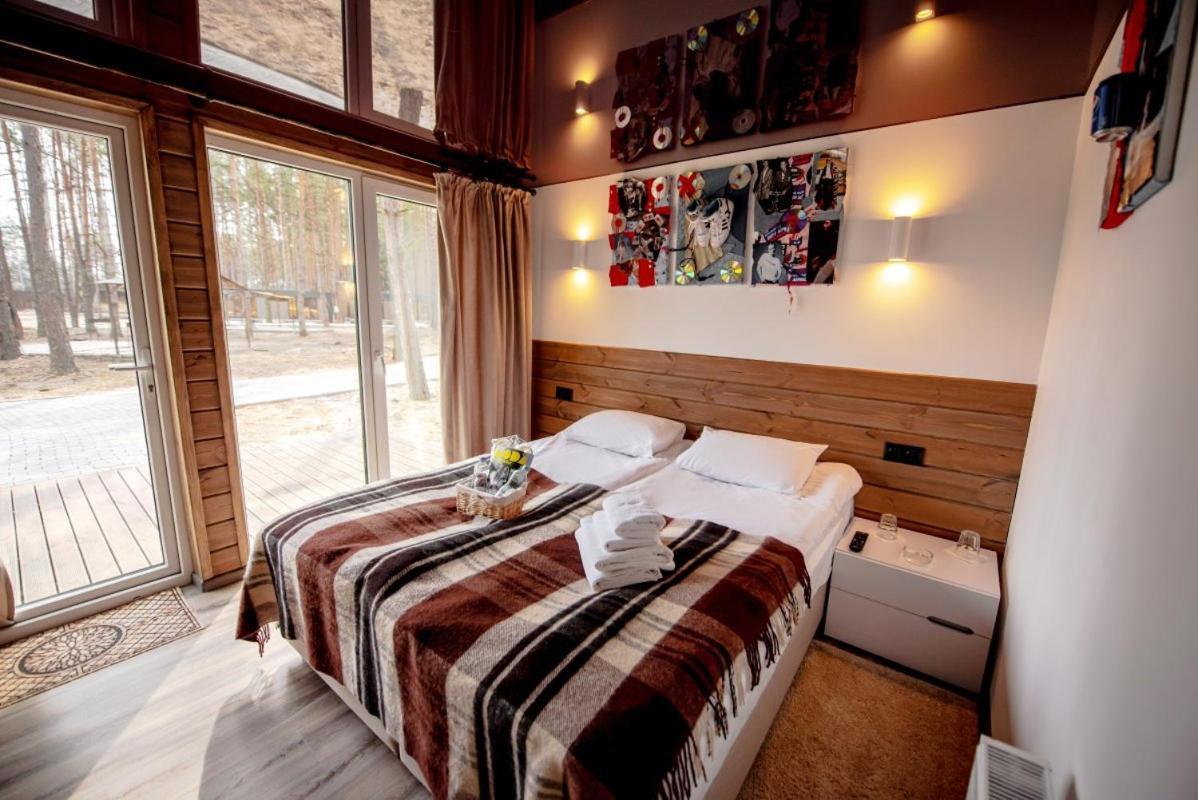 Sosnovel Hotel Voropajiv Kültér fotó
